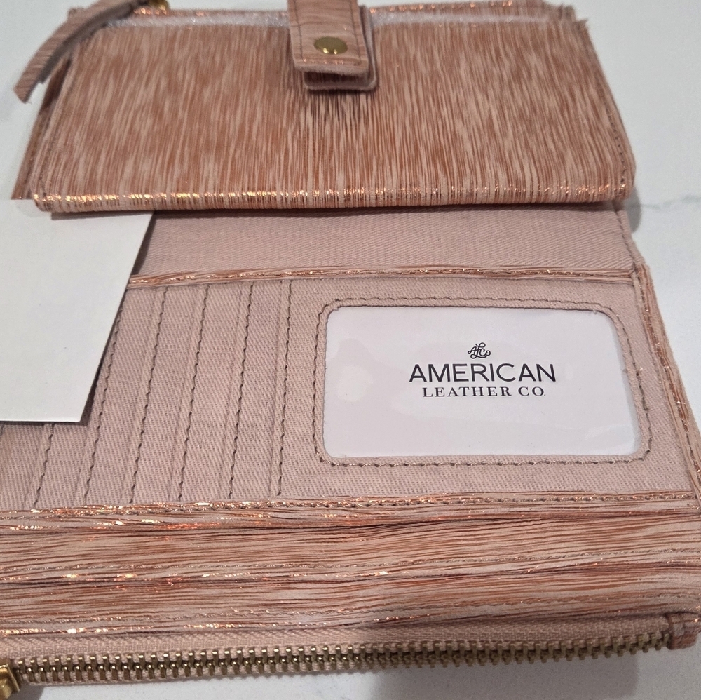 American Vintage Metallic Pink Wallet - Picture 5 of 14